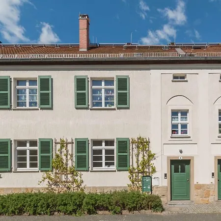 Zentrale Ferienwohnung In Gruna Im Dg Daire Dresden